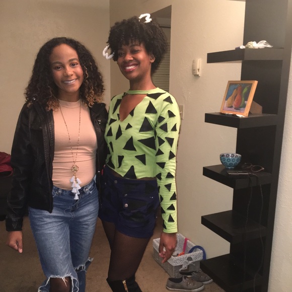 Meet your Posher, Blair - Picture 2 of 6